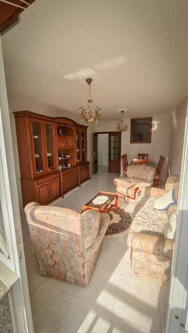 Piso Da Vila Laxe Luaran gambar